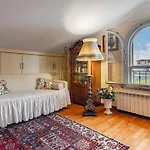 Villa Hostly Letizia, Charme Near Pisa Mezzana (Pisa)